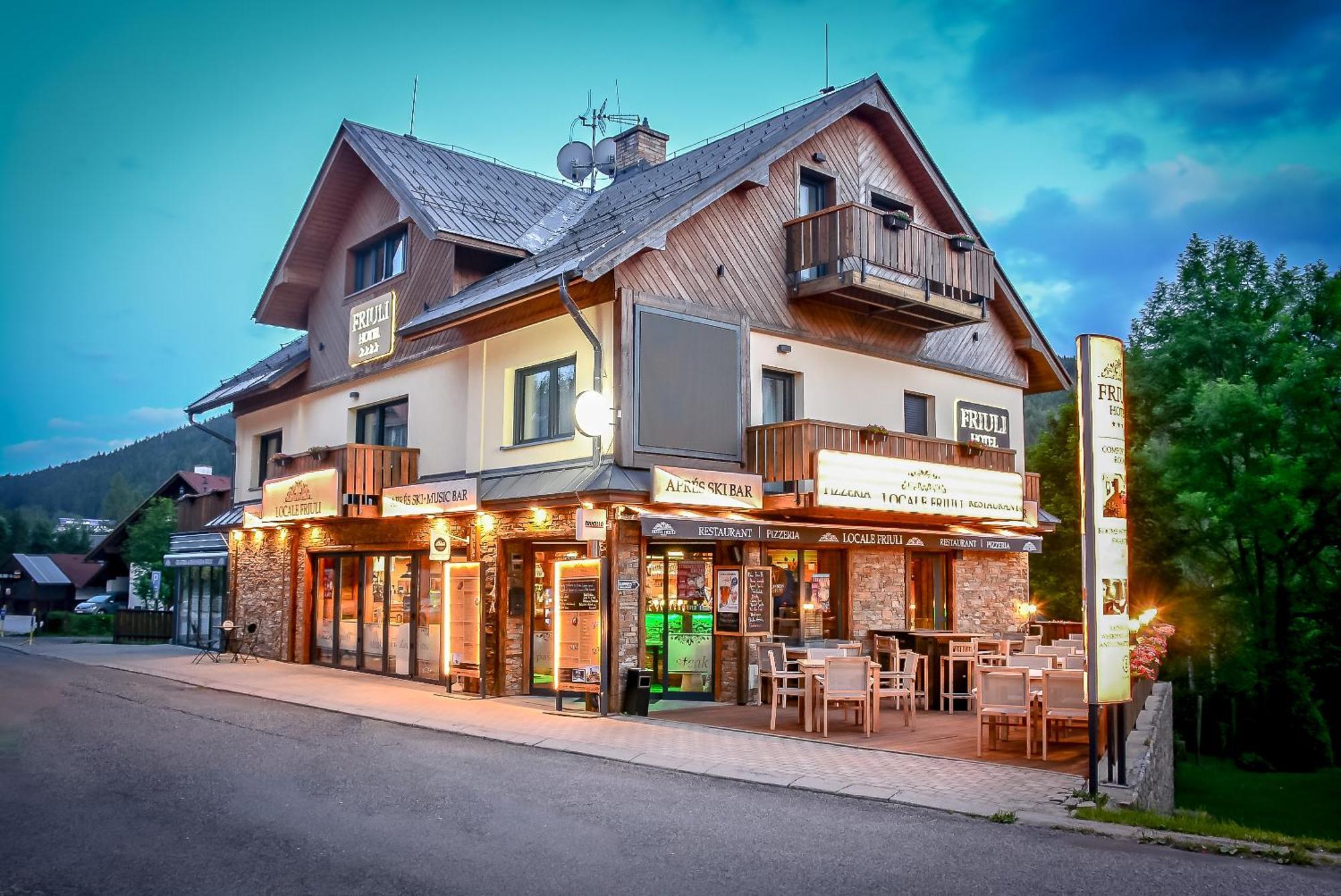 Hotel Friuli Harrachov Exteriör bild